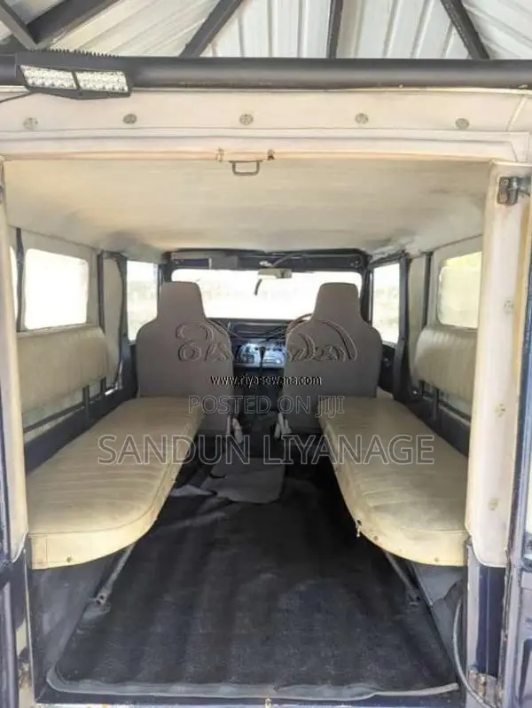 Mitsubishi 4DR5 1978 SUV (Used)