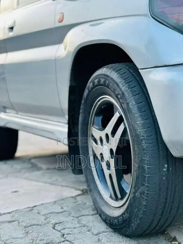 Mitsubishi Pajero 2000 SUV (Used)