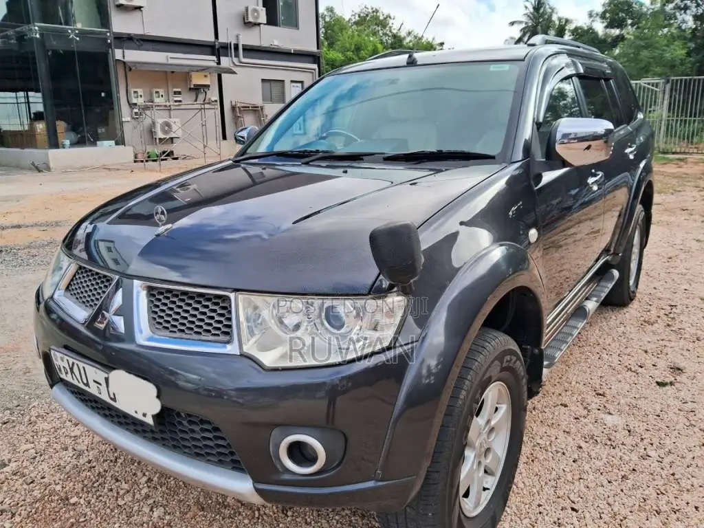 Mitsubishi Montero Sport 2012 SUV (Used)