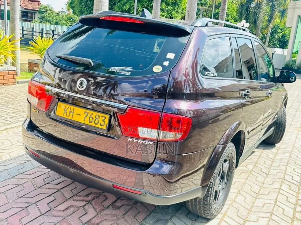 Micro Kyron 2009 SUV (Used)