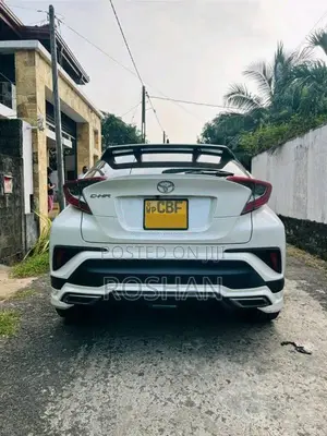 Toyota CHR NGX10 TURBO 2018 SUV (Used)