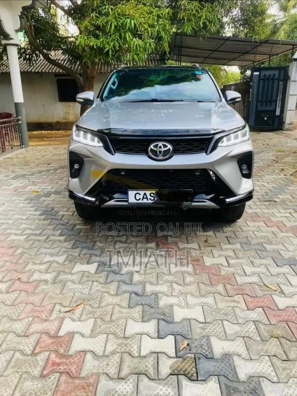Toyota Fortuner 2016 SUV (Used)