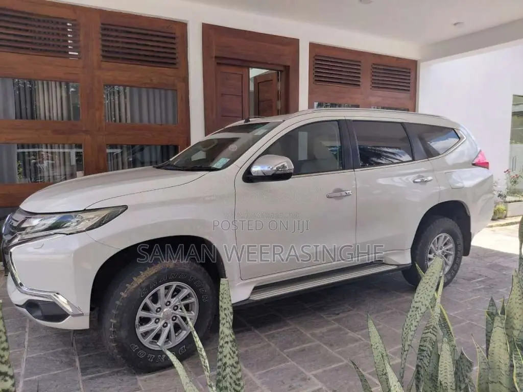 Mitsubishi Montero Sport 2016 SUV (Used)