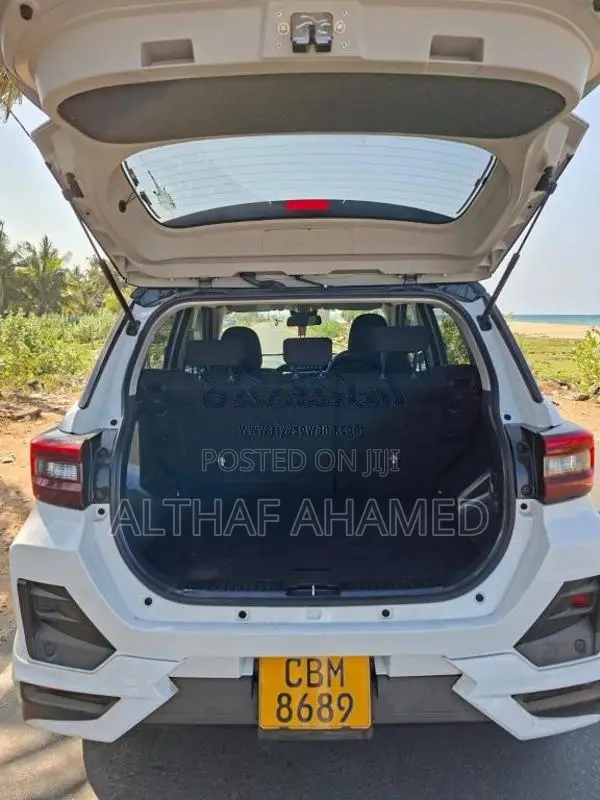 Toyota Raize 2025 SUV (Used)