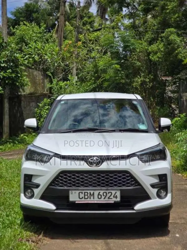 Toyota Raize G Grade 2023 SUV (Used)