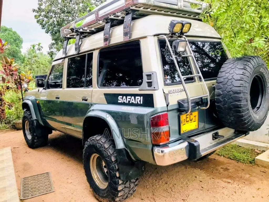 Nissan Safari Granroad 1986 SUV (Used)