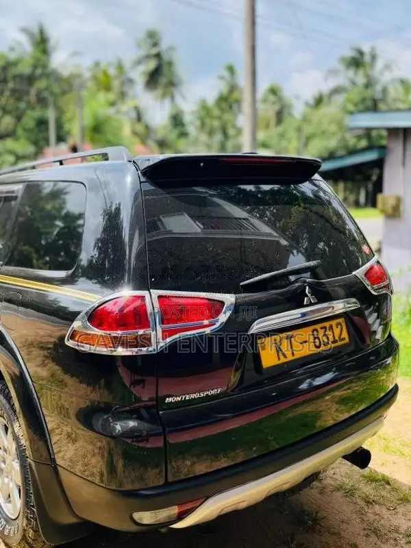 Mitsubishi Montero Sport 2012 SUV (Used)