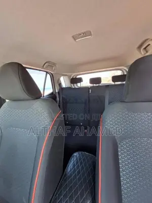 Toyota Raize 2025 SUV (Used)