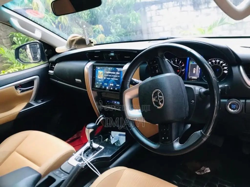 Toyota Fortuner 2016 SUV (Used)