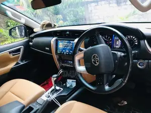 Toyota Fortuner 2016 SUV (Used)