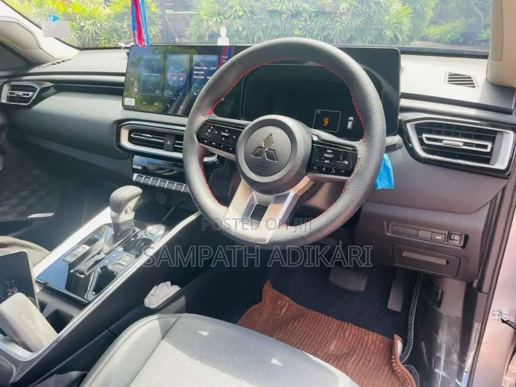 Mitsubishi Destinator 2026 SUV (Used)