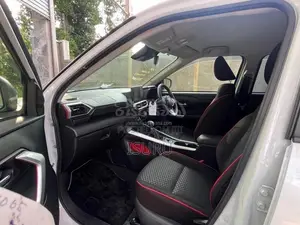 Toyota Raize Grade Z 1000cc 2025 SUV (Used)