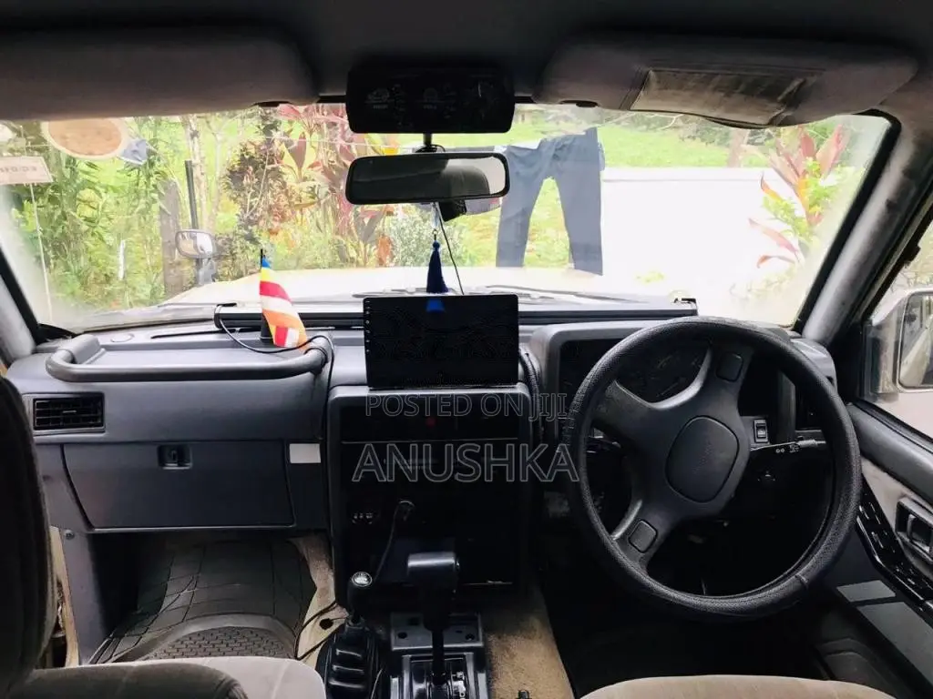 Nissan Safari Granroad 1986 SUV (Used)