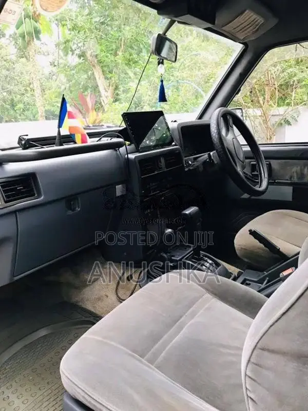 Nissan Safari Granroad 1986 SUV (Used)