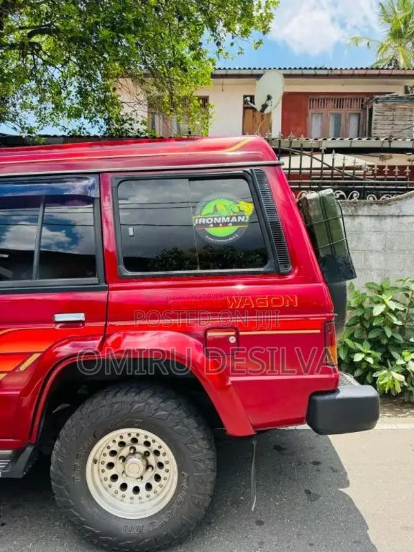 Mitsubishi Pajero 1989 SUV (Used)