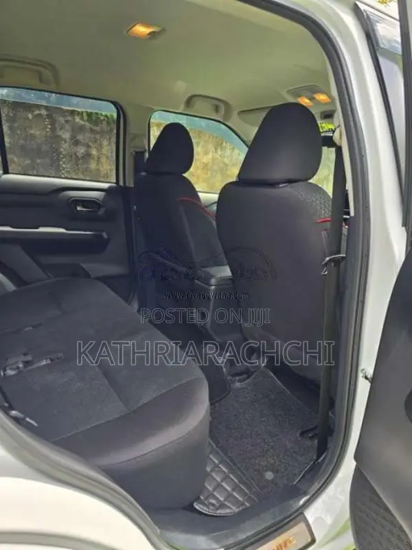 Toyota Raize G Grade 2023 SUV (Used)