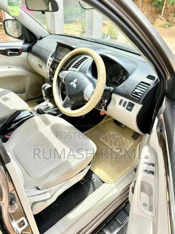 Mitsubishi Montero 2012 SUV (Used)