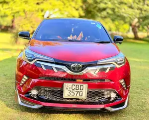 Toyota CHR NGX 10 GT TURBO 2018 SUV (Used)