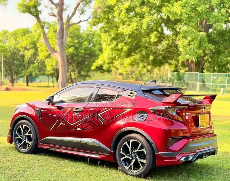 Toyota CHR NGX 10 GT TURBO 2018 SUV (Used)