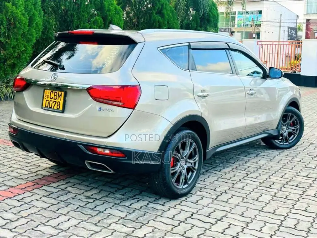 DFSK Glory I-Auto 2021 SUV (Used)