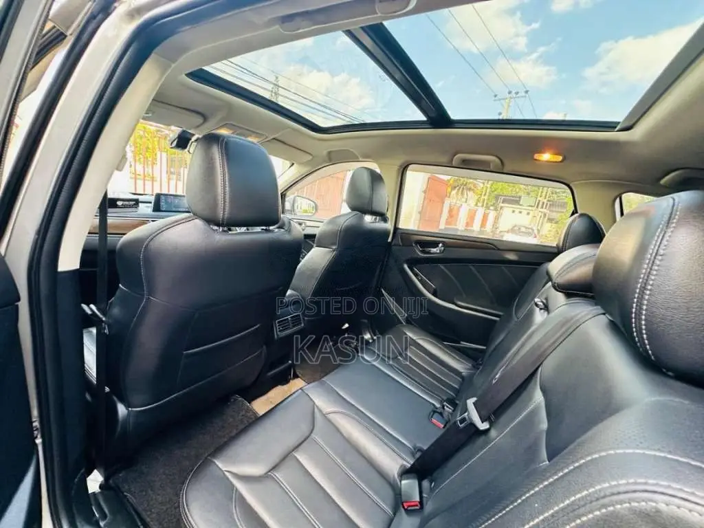 DFSK Glory I-Auto 2021 SUV (Used)