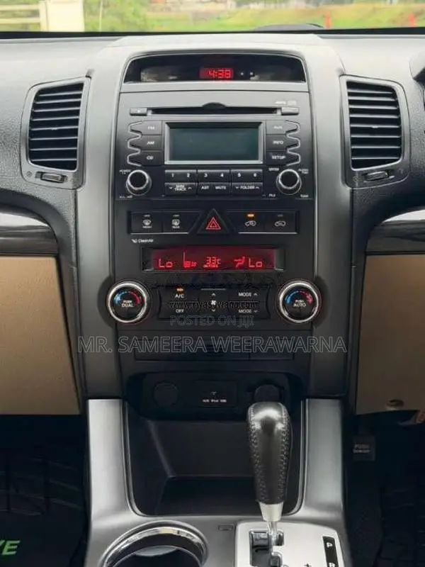 Kia Sorento 1 To 9 Option 2011 SUV (Used)