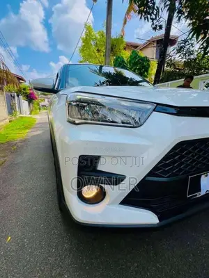 Toyota Raize 2025 SUV (Used)