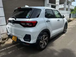 Toyota Raize Z Grade 2020 SUV (Used)