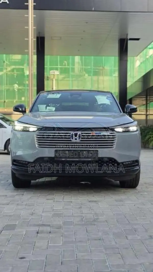 Honda Vezel Z Play 2024 SUV Brand New