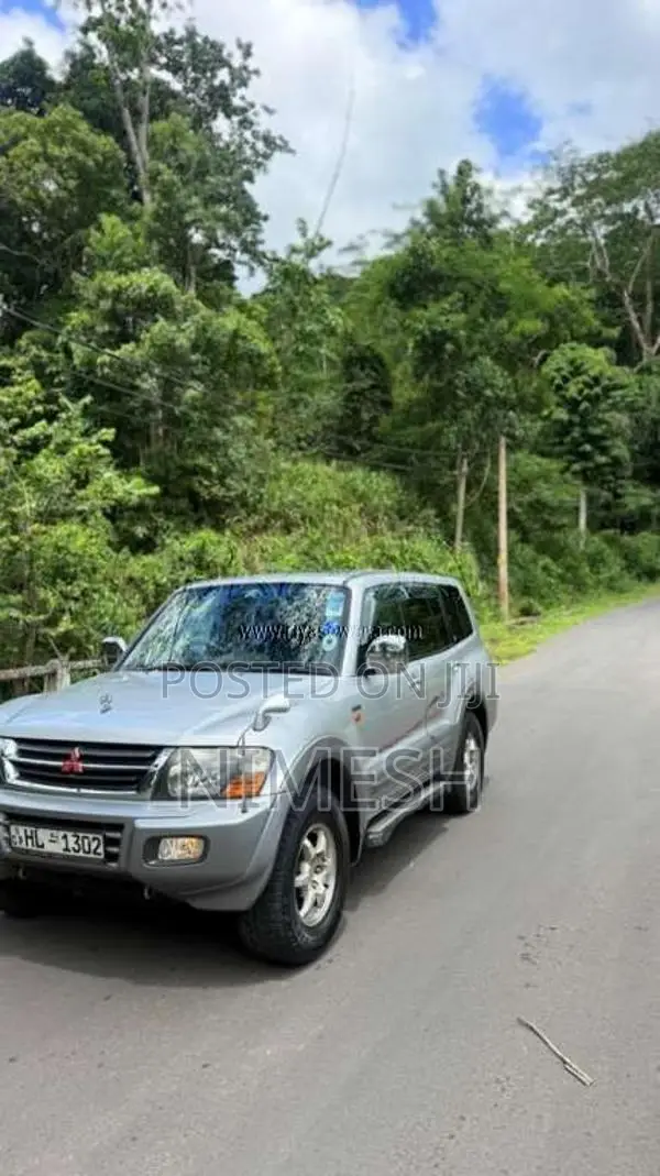 Mitsubishi Jeep 2003 SUV (Used)