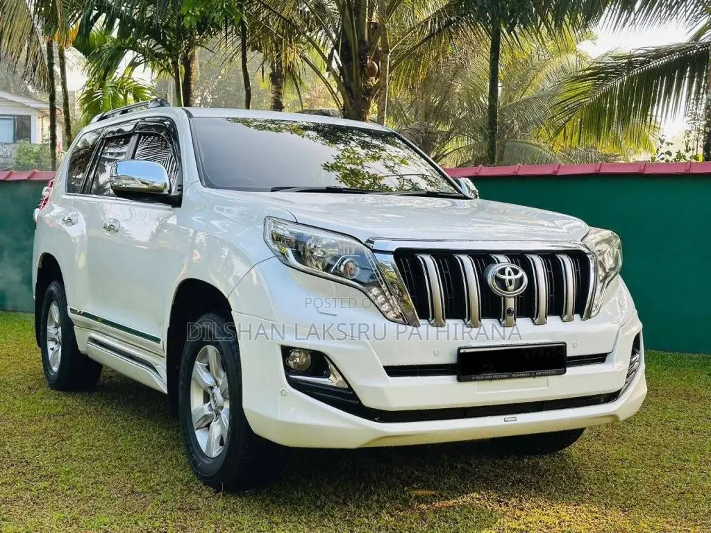Toyota Land Cruiser 2014 SUV (Used)