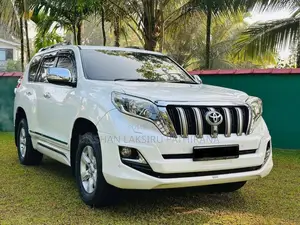 Toyota Land Cruiser 2014 SUV (Used)