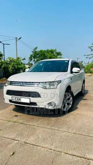 Mitsubishi Outlander 2013 SUV (Used)