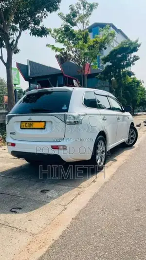Mitsubishi Outlander 2013 SUV (Used)