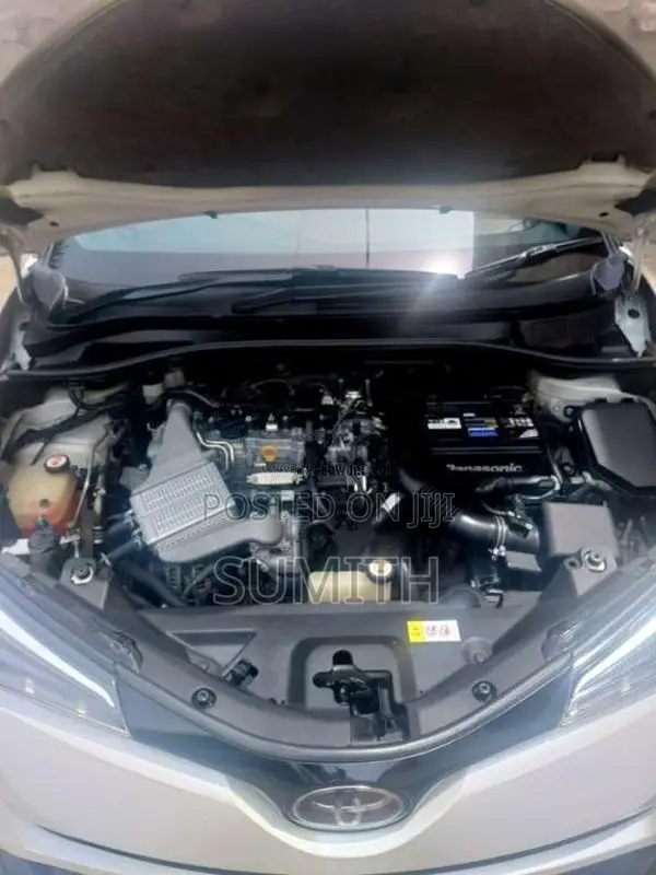 Toyota CHR 2018 SUV (Used)