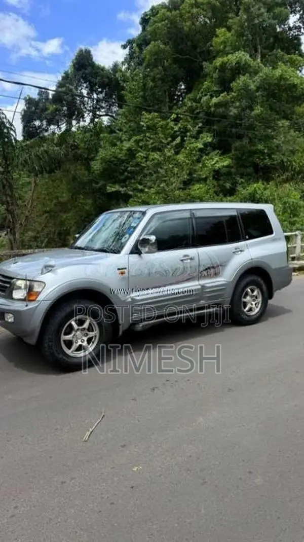 Mitsubishi Jeep 2003 SUV (Used)