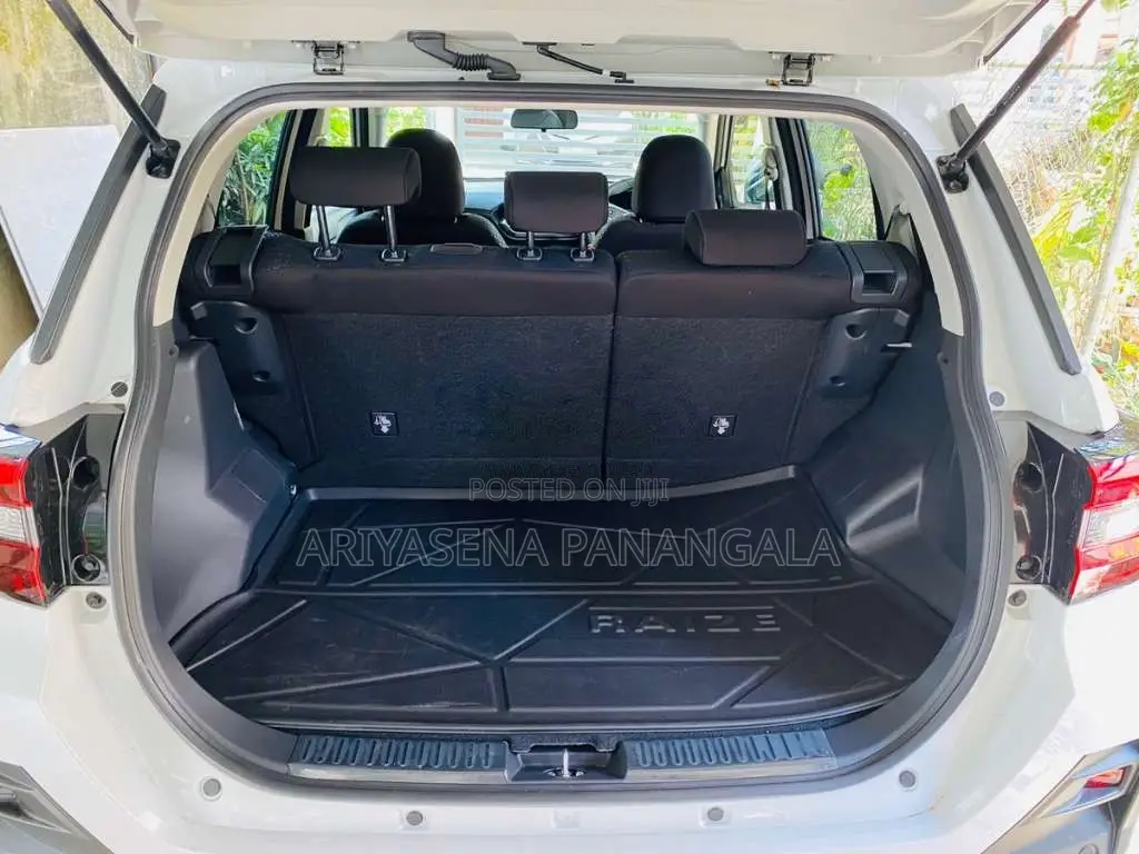 Toyota Raize Z Hybrid 2026 SUV (Used)