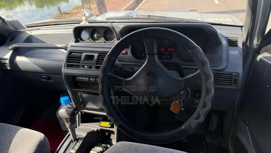 Mitsubishi Pajero Exceed 1995 SUV (Used)