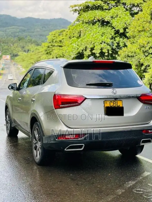DFSK Glory I-Auto 2021 SUV (Used)