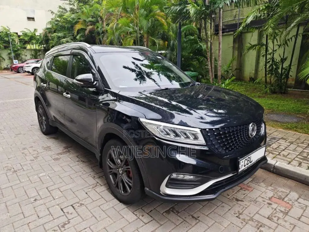 DFSK Glory I-Auto 2021 SUV (Used)