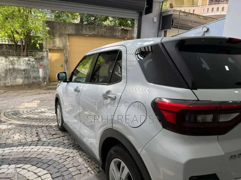 Toyota Raize G Grade 2024 SUV (Used)