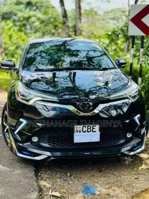 Toyota Chr Ngx 10 2018 SUV (Used)