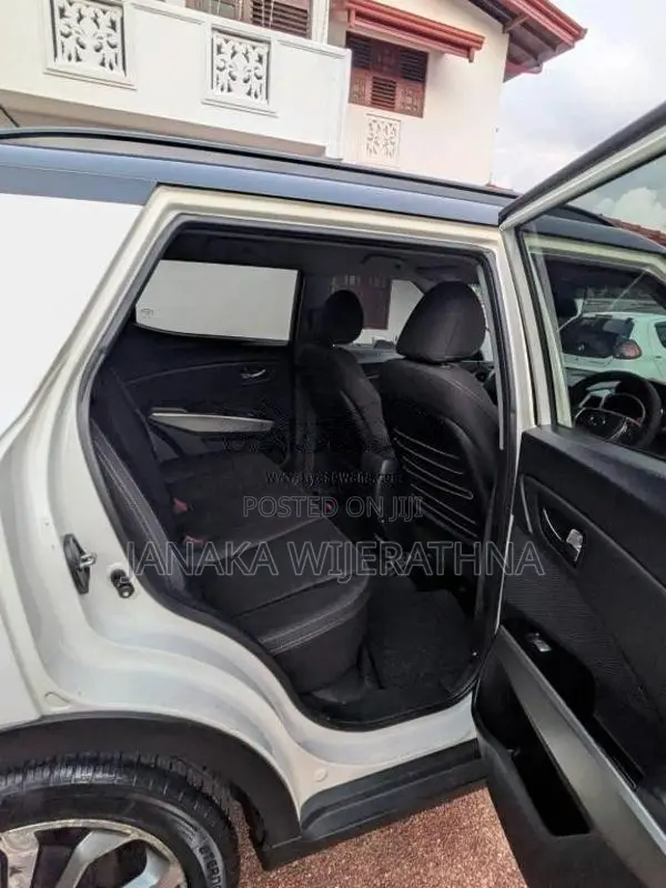 Micro Tivoli 2016 SUV (Used)