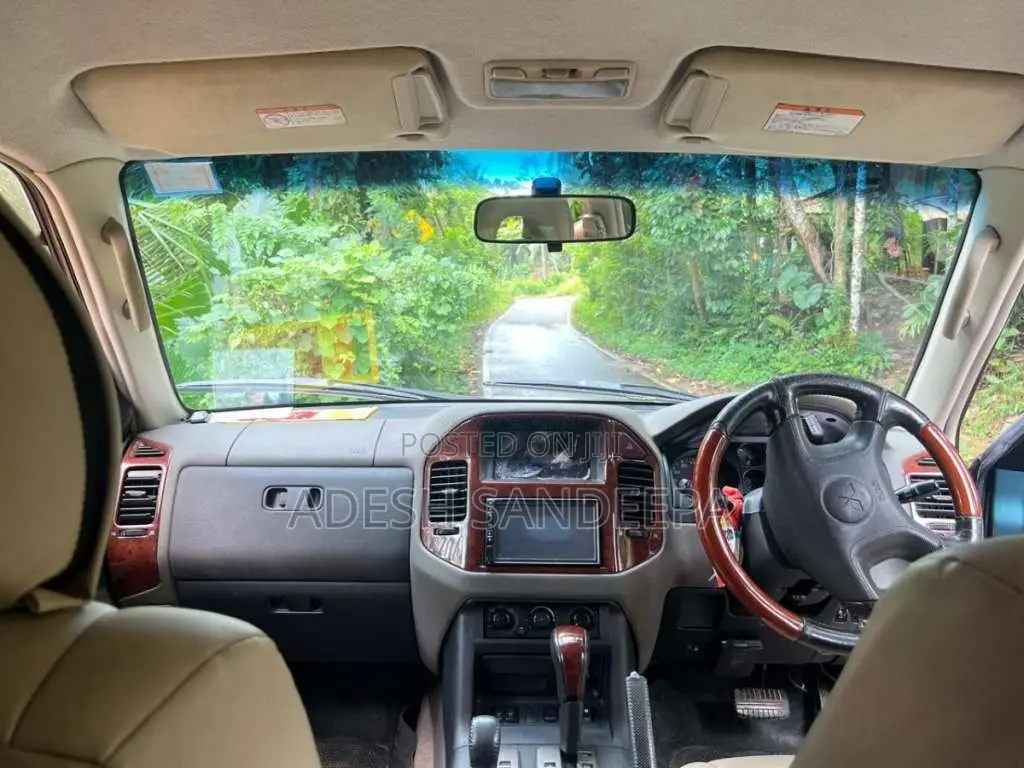 Mitsubishi V6 2007 SUV (Used)