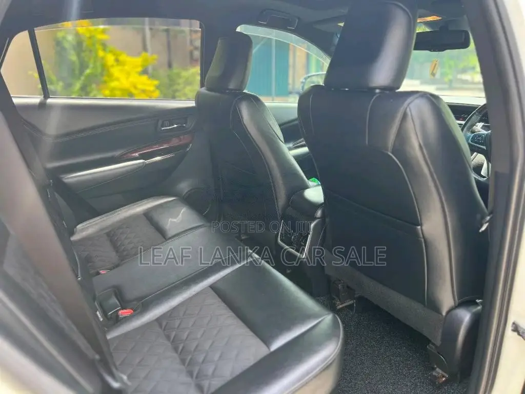 Toyota Harrier 2014 SUV (Used)