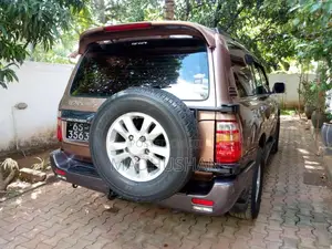 Toyota Sahara100 1999 SUV (Used)