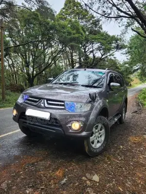 Mitsubishi Montero Sport 2012 SUV (Used)
