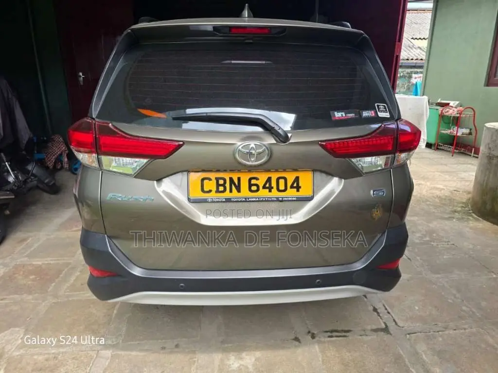 Toyota Rush 2025 SUV (Used)