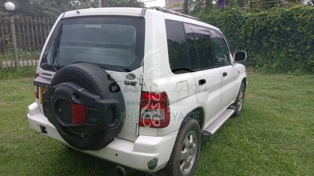 Mitsubishi Pajero IO 1999 SUV (Used)