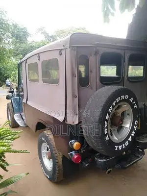 Mitsubishi 4DR5 1980 SUV (Used)